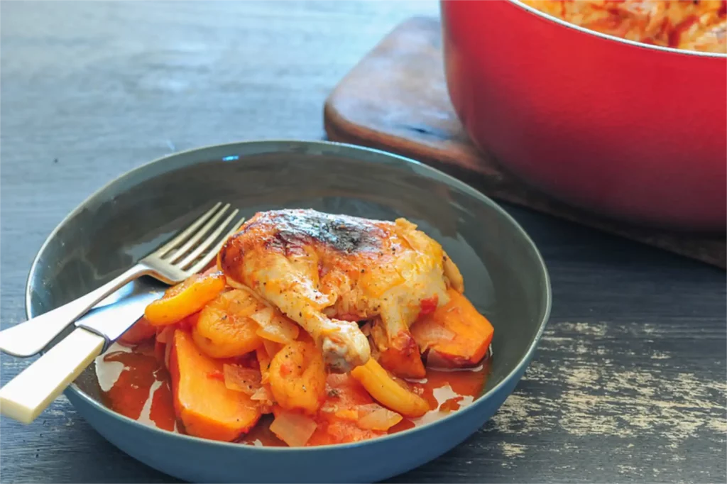 A bowl of apricot chicken